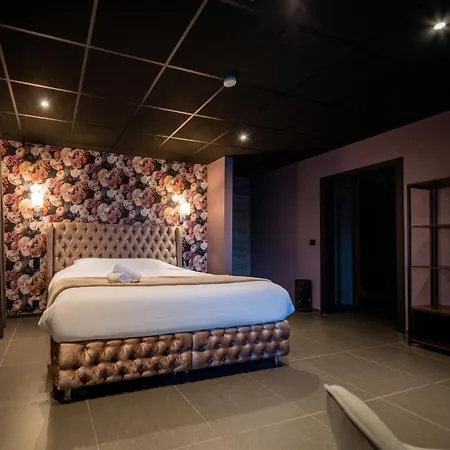 Beau'mer Bed & Breakfast 3*